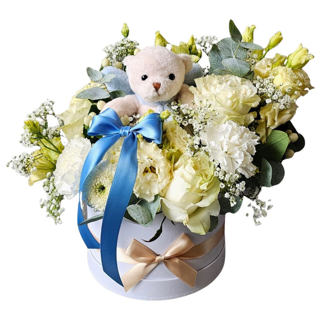 Blumenbox mit frischen Blumen und Kuschelbär als Baby Geschenk zur Geburt in Zürich online kaufen