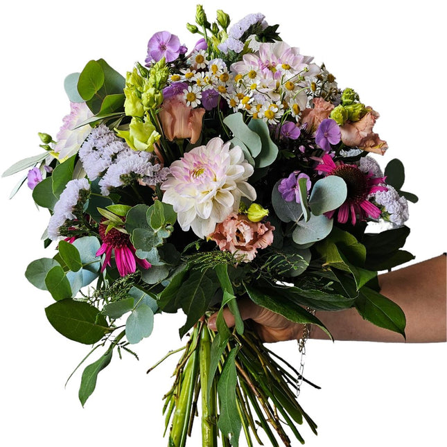 Wiesenliebe Blumenstrauss mit farbenfrohen saisonalen Sommerblumen
