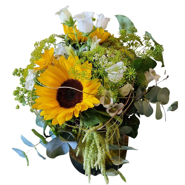 Sonnengruss Blumenstrauss mit leuchtenden Sonnenblumen
