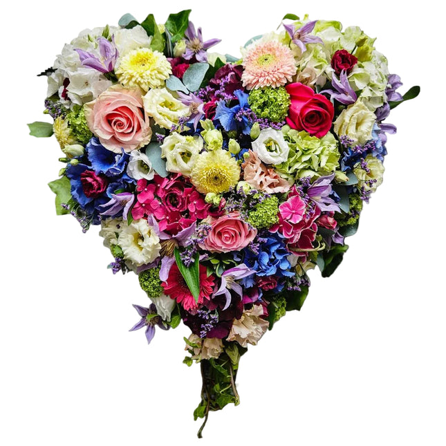 Buntes Blumenherz aus frischen saisonalen Blumen liebevoll gebunden Zürich