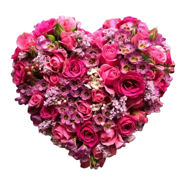 Pinkes Blumenherz Pink Love aus saisonalen Blumen als romantisches Geschenk online bestellen