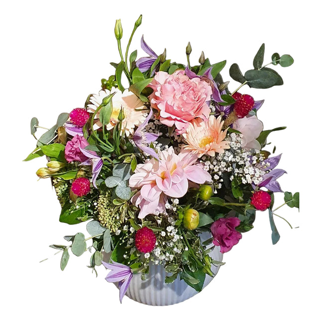Pastellfarbener Blumenstrauss Tender mit Rosen und saisonalen Blumen