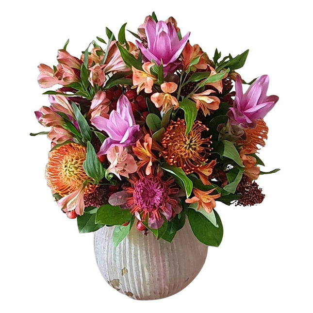 Herbstbote Blumenstrauss mit saisonalen Blumen in warmen Herbstfarben