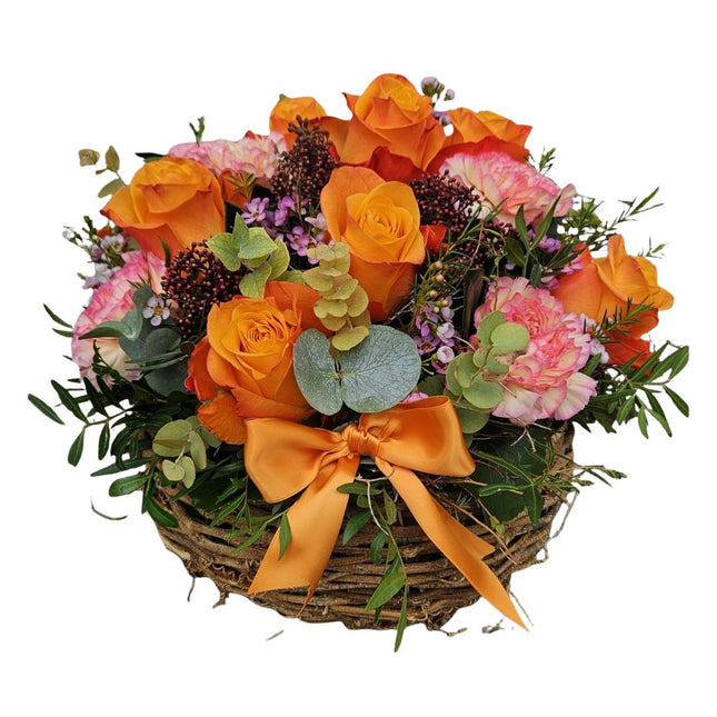 Herbstlicher Blumenkorb mit orangen Rosen frisch gebunden online bestellen Zürich
